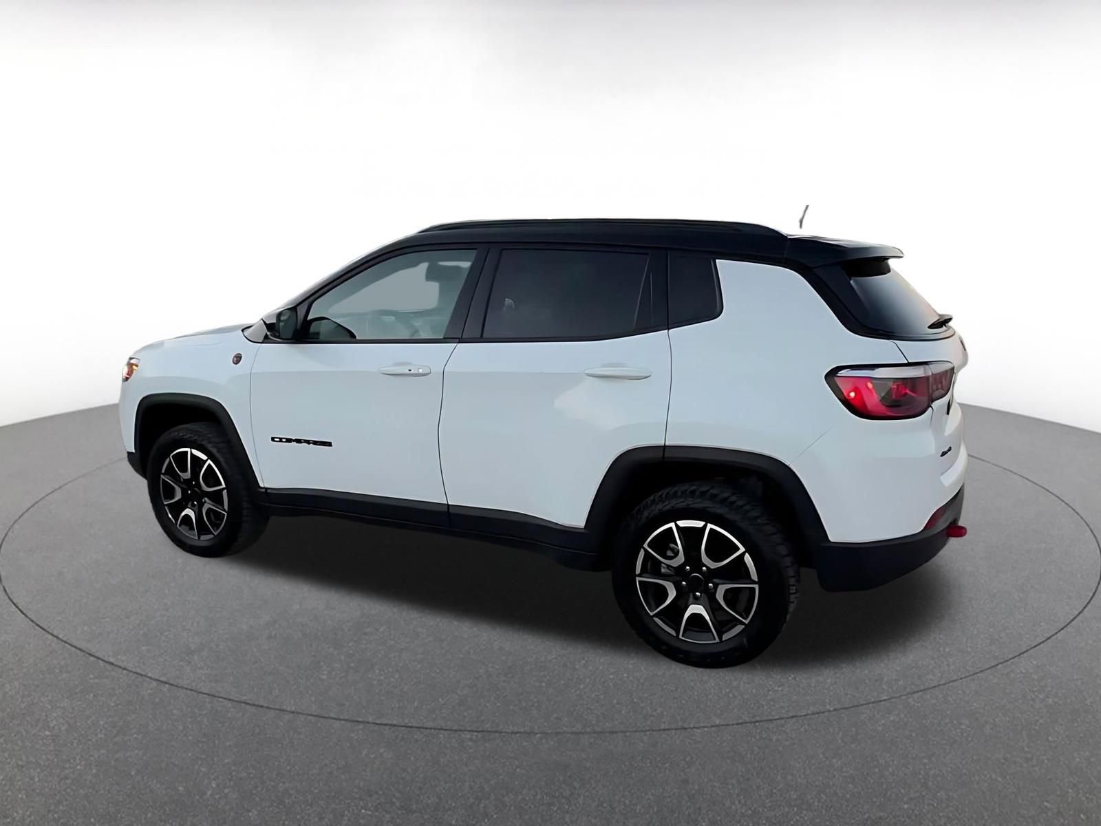 Thumbnail: 2025 Jeep Compass - 10