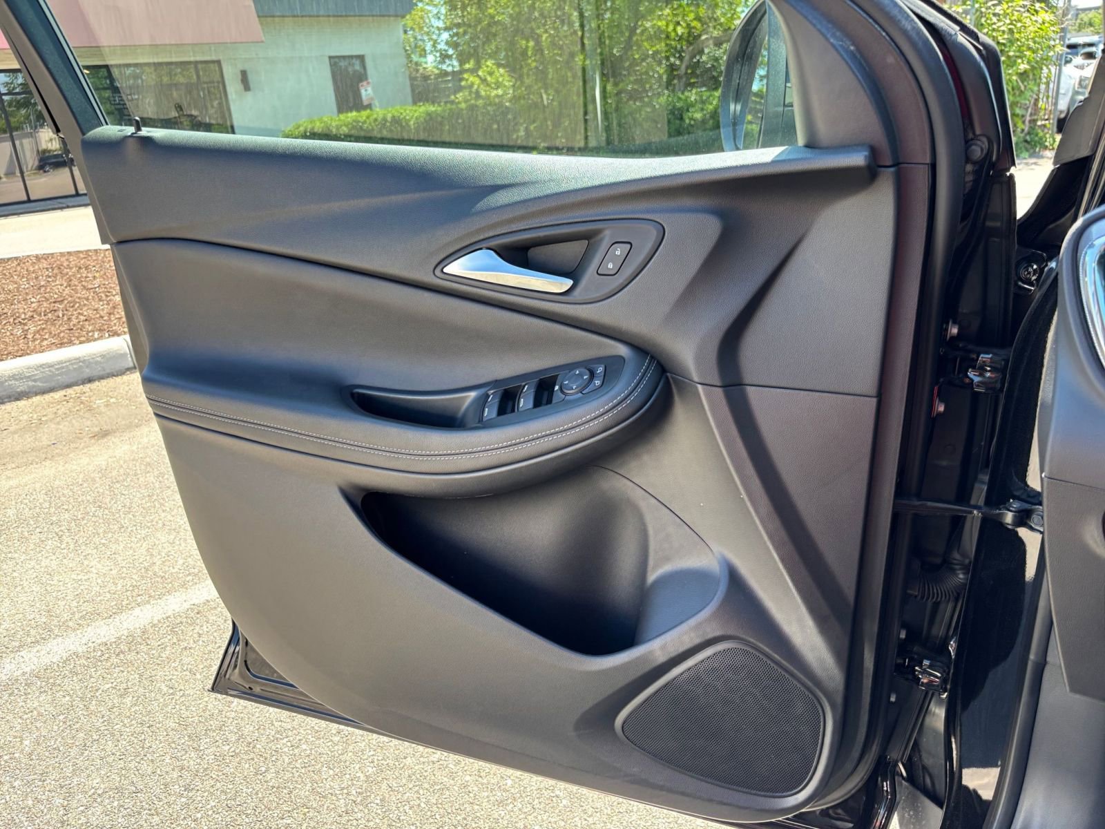 Thumbnail: 2025 Buick Encore GX - 18