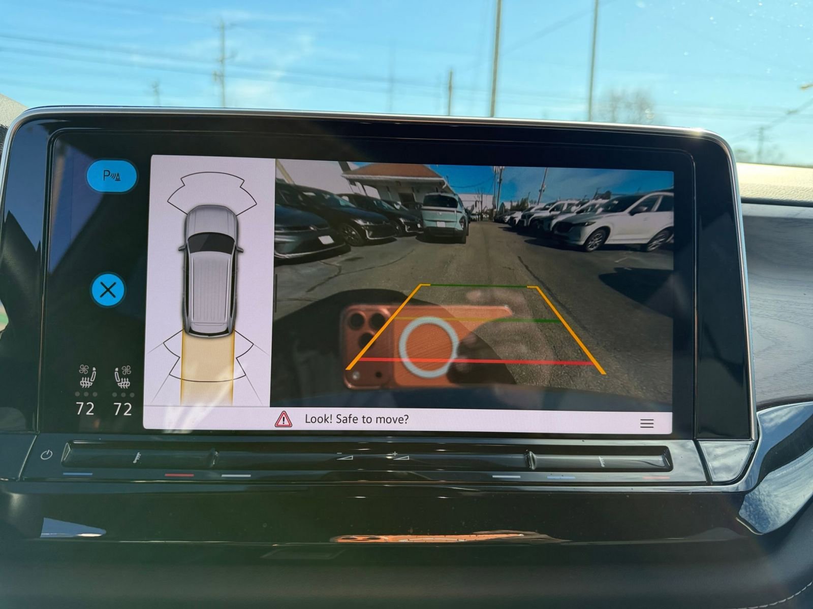 Thumbnail: 2025 Volkswagen Atlas - 17