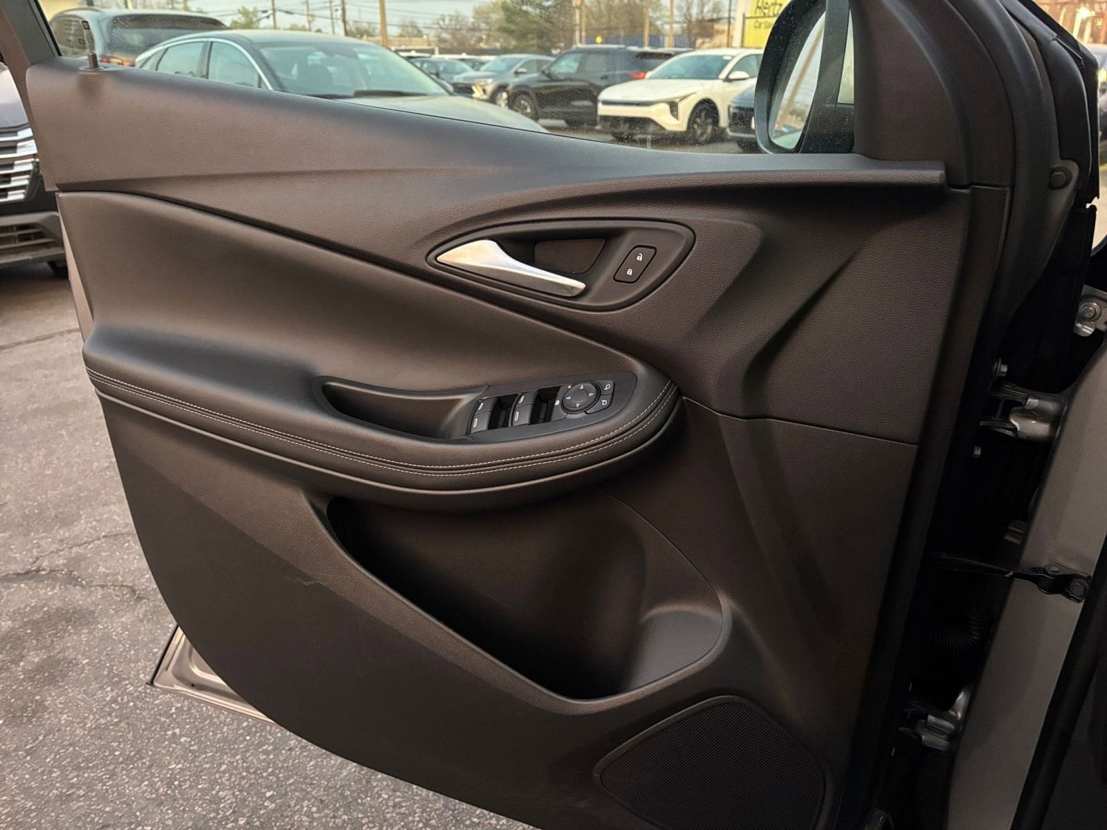 Thumbnail: 2025 Buick Encore GX - 18