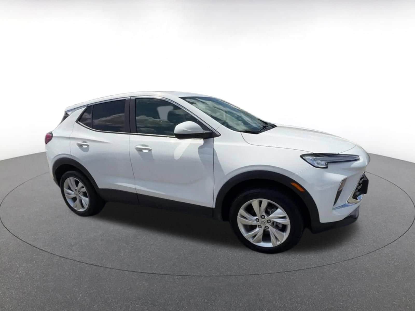 Thumbnail: 2025 Buick Encore GX - 2