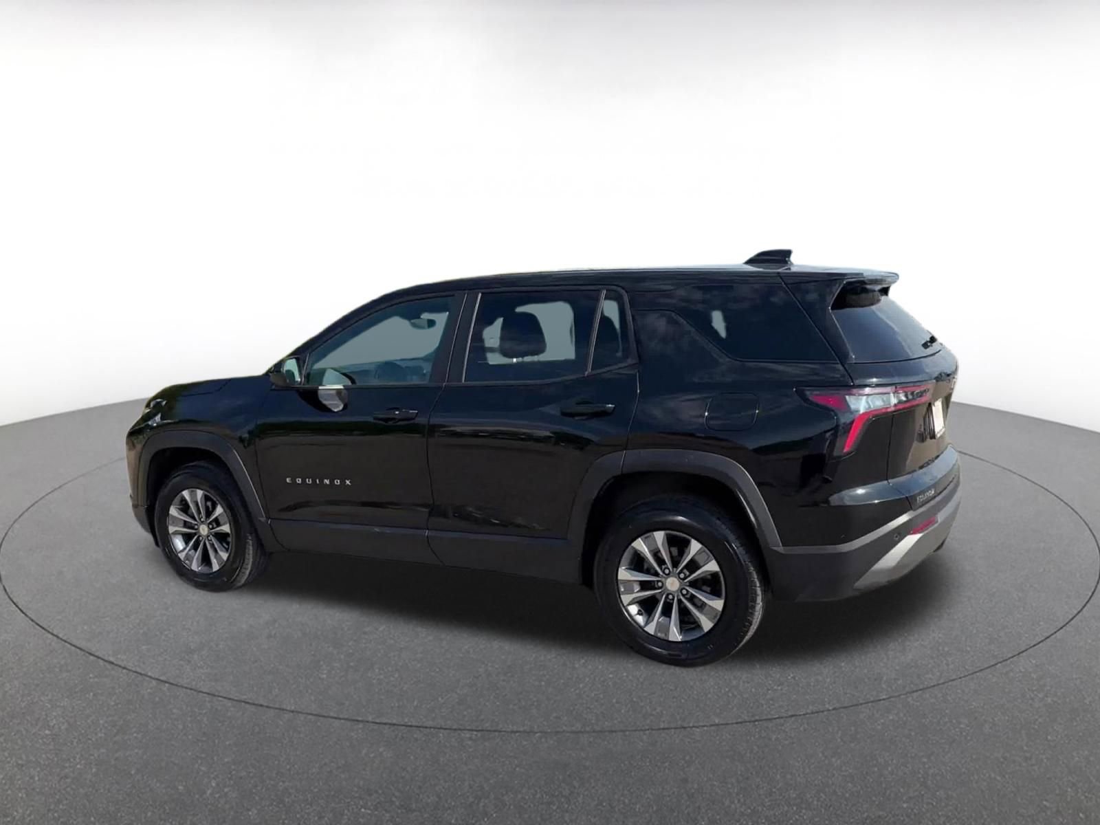 Thumbnail: 2025 Chevrolet Equinox - 10