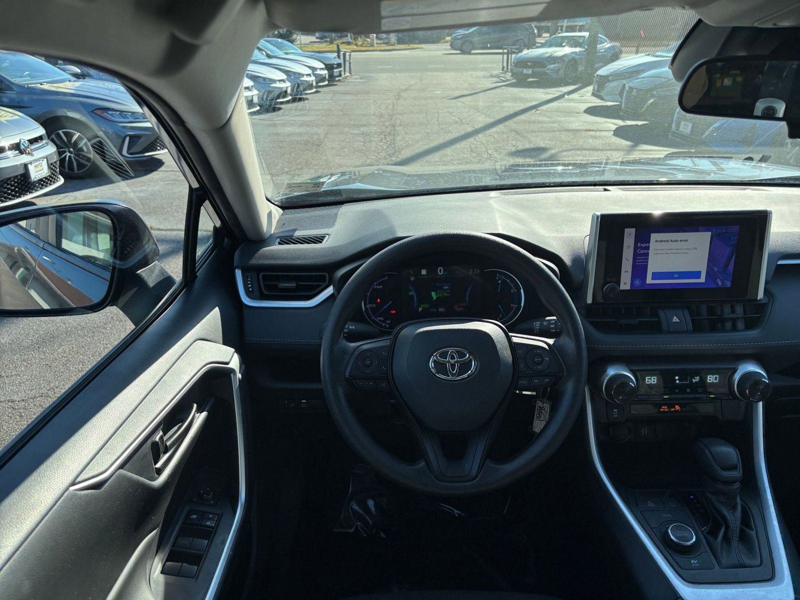 Thumbnail: 2025 Toyota RAV4 - 33