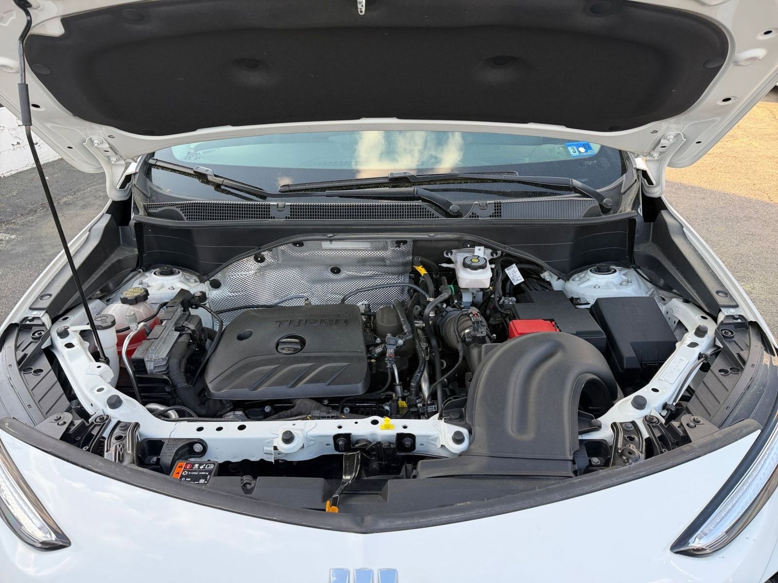 Thumbnail: 2025 Buick Encore GX - 31