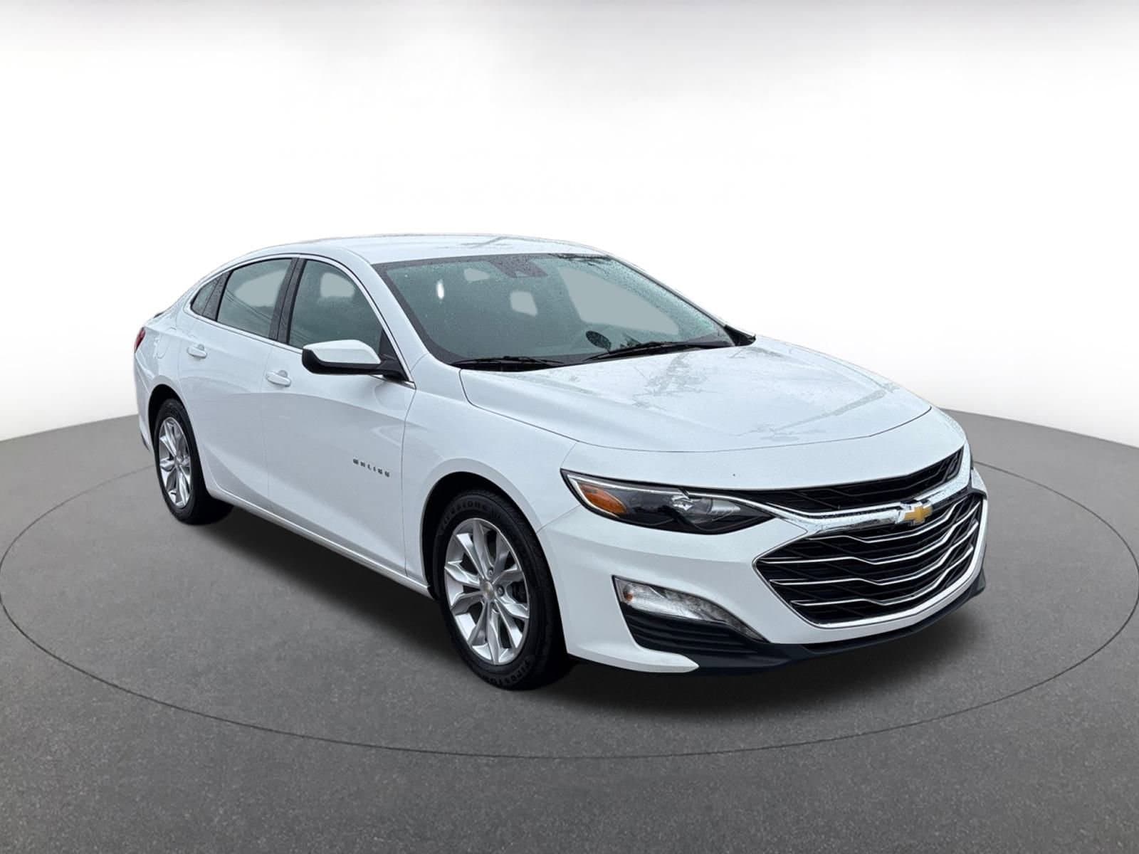 Thumbnail: 2023 Chevrolet Malibu - 1