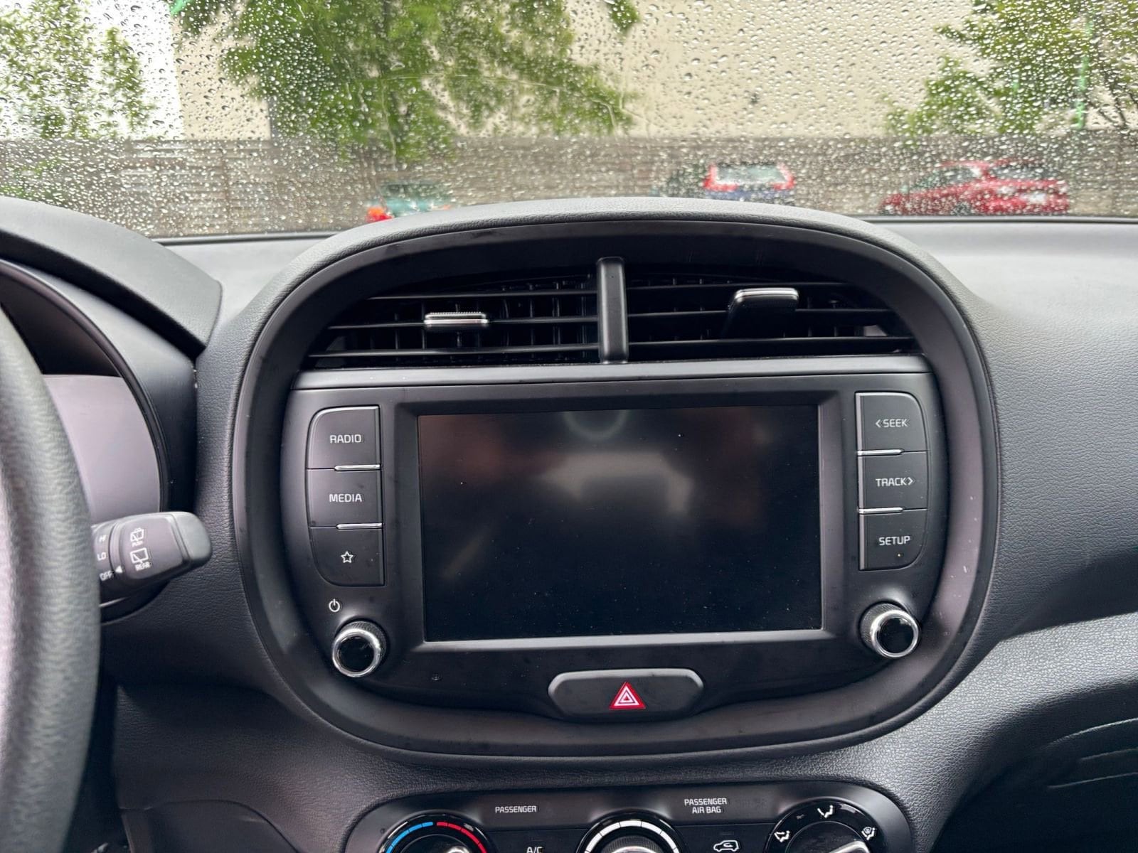 2025 Kia Soul LX - Photo 17