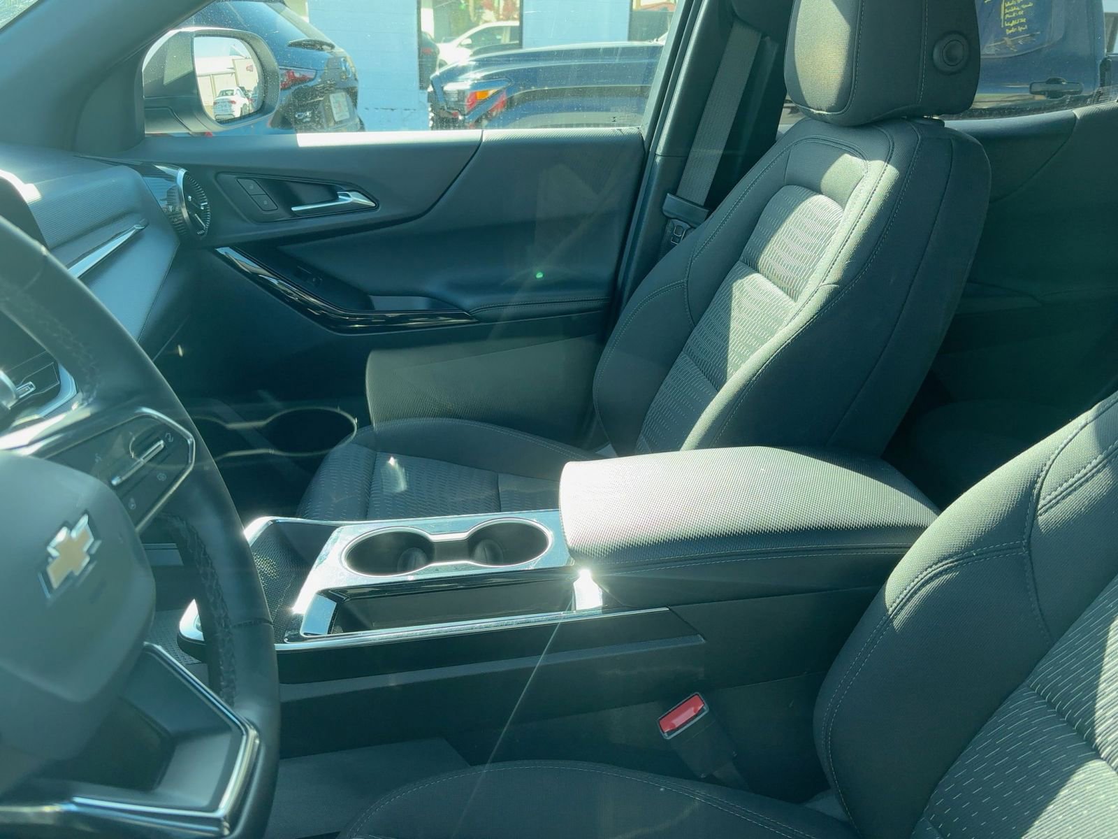 Thumbnail: 2025 Chevrolet Equinox - 7