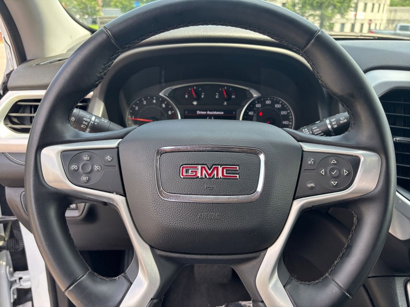 Thumbnail: 2023 GMC Acadia - 28