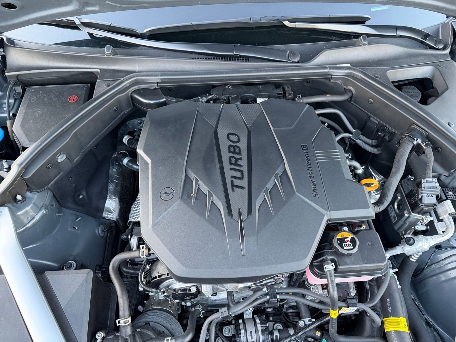 Thumbnail: 2025 Genesis G70 - 33