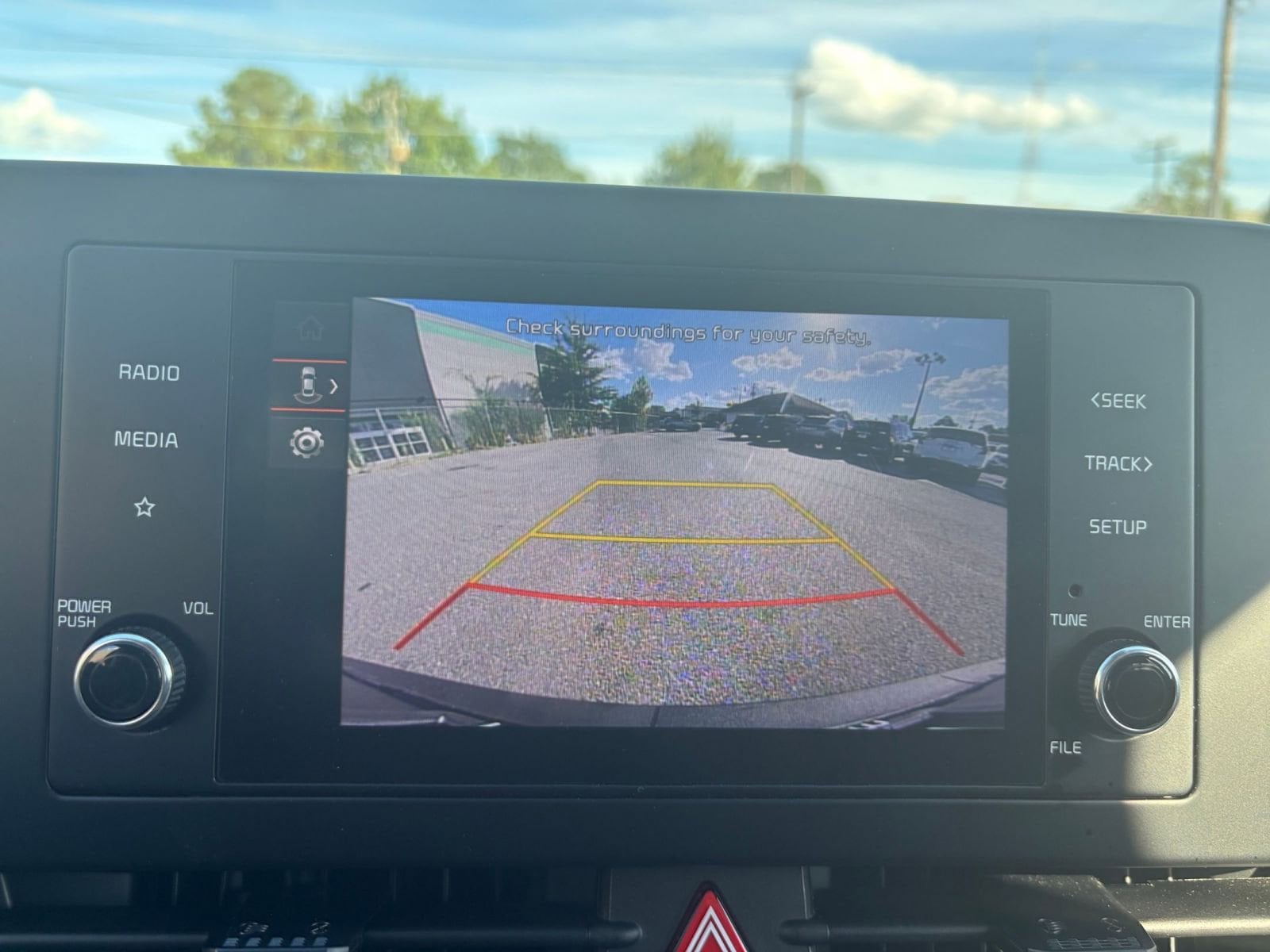 Thumbnail: 2024 Kia Sportage - 17