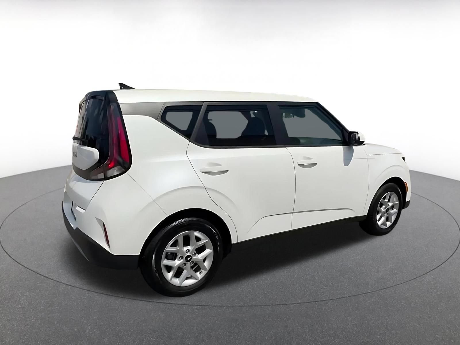 Thumbnail: 2025 Kia Soul - 15