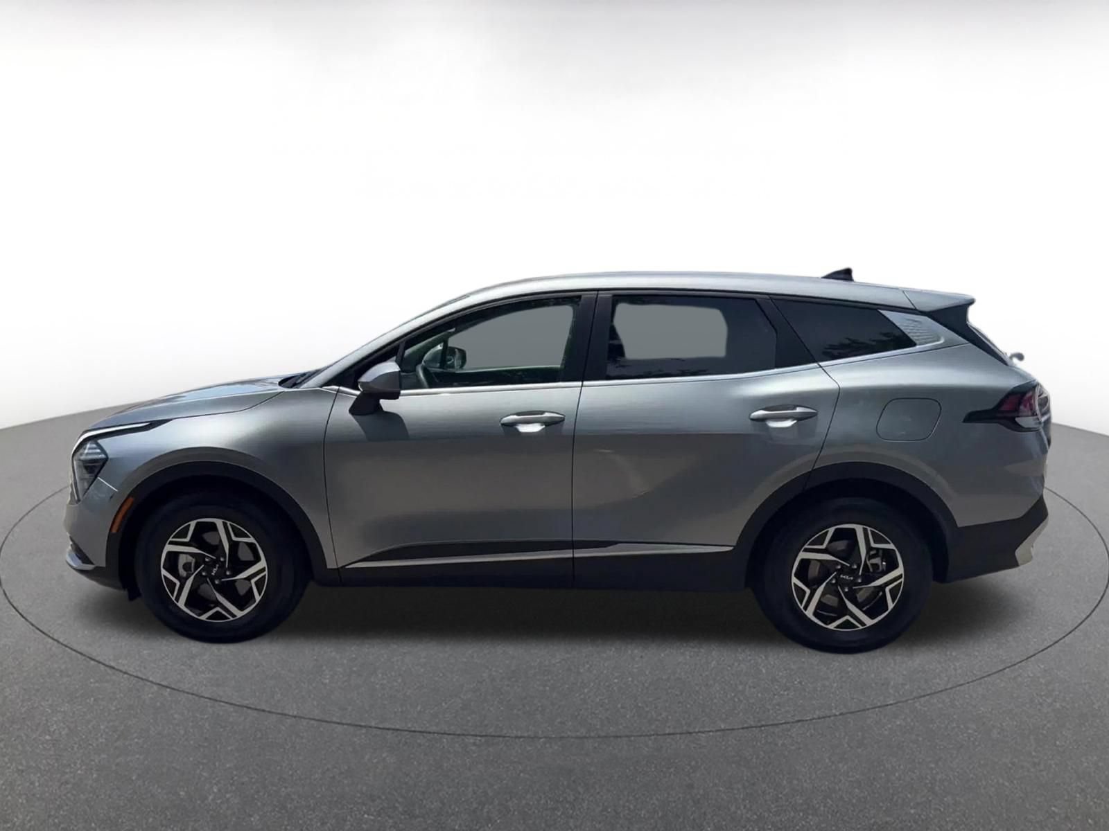 Thumbnail: 2025 Kia Sportage - 9