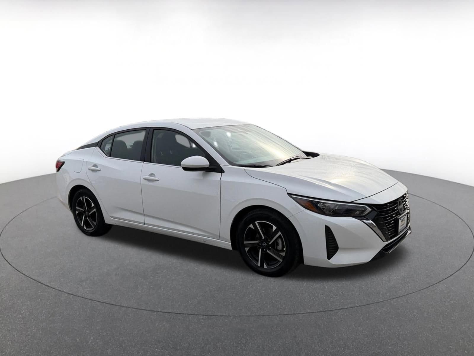 Thumbnail: 2025 Nissan Sentra - 1