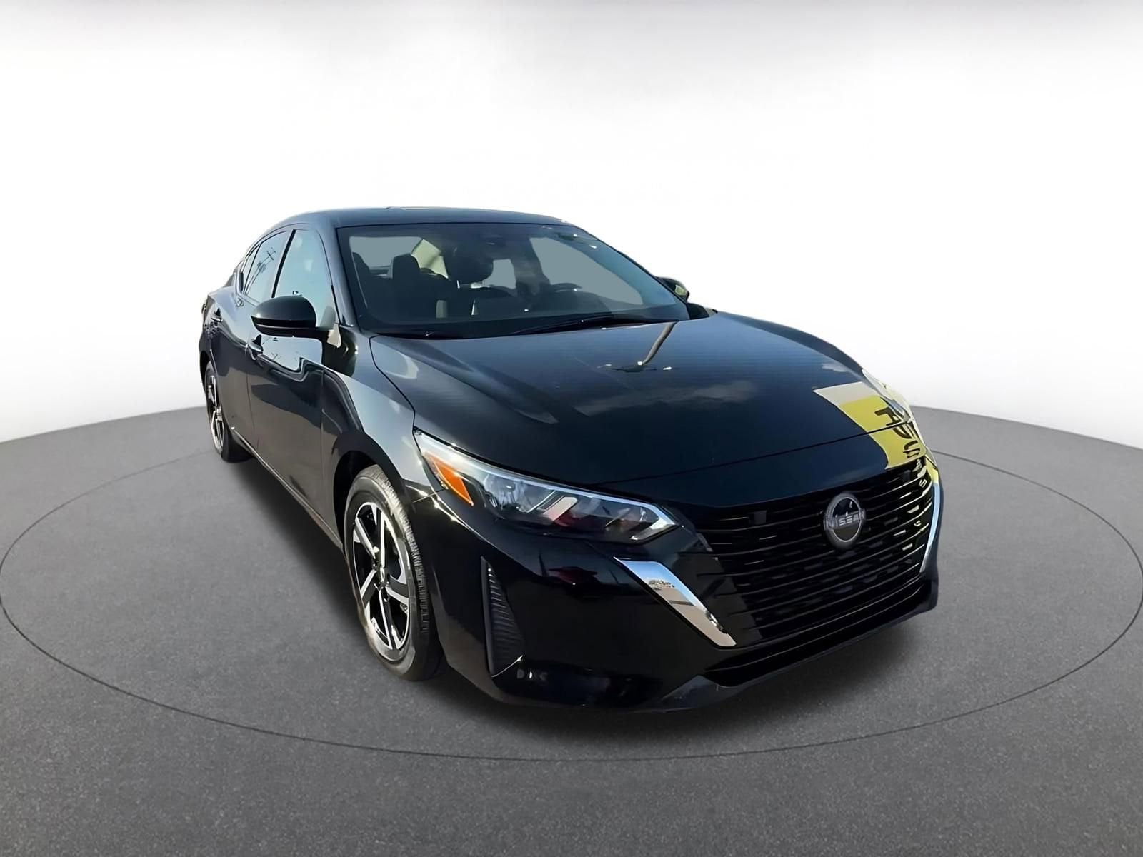 Thumbnail: 2025 Nissan Sentra - 3