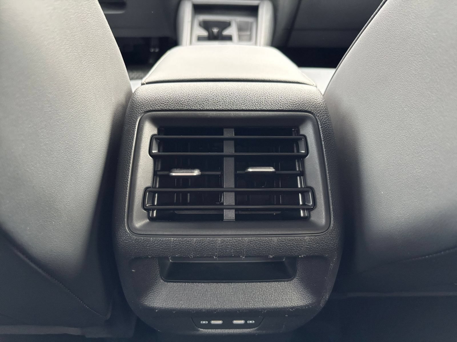 Thumbnail: 2026 Volkswagen Tiguan - 24