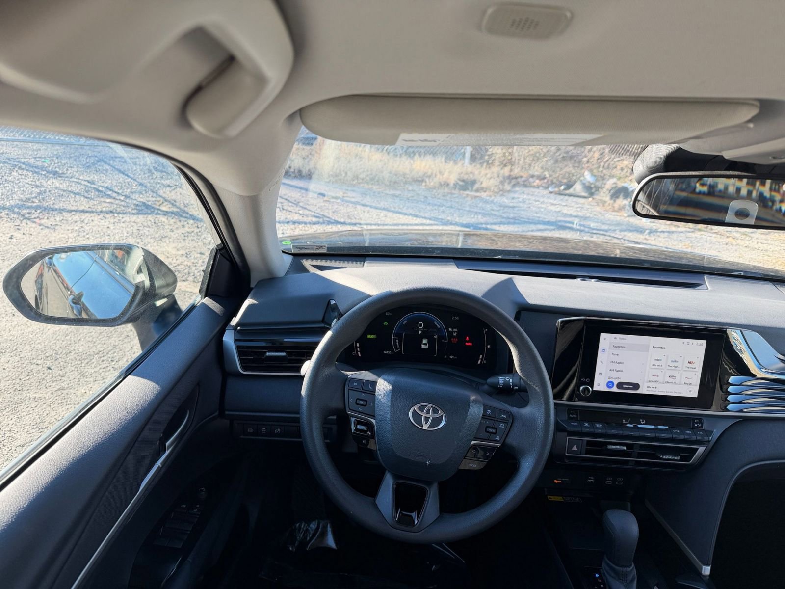 Thumbnail: 2025 Toyota Camry - 33