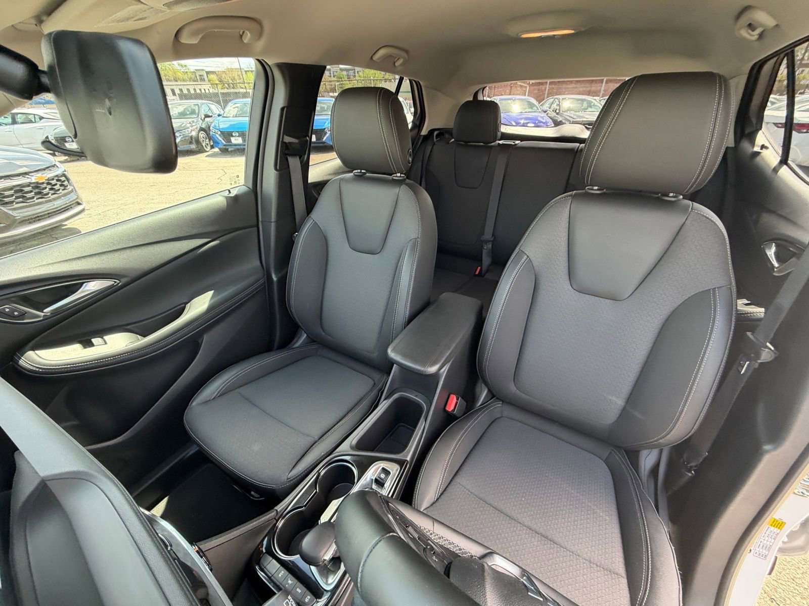 Thumbnail: 2025 Buick Encore GX - 35