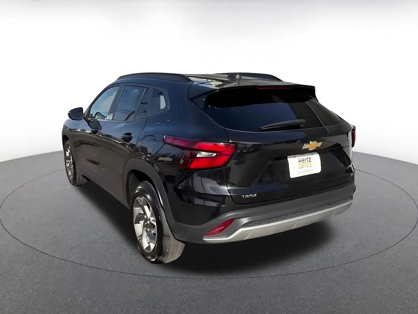 Thumbnail: 2025 Chevrolet Trax - 11