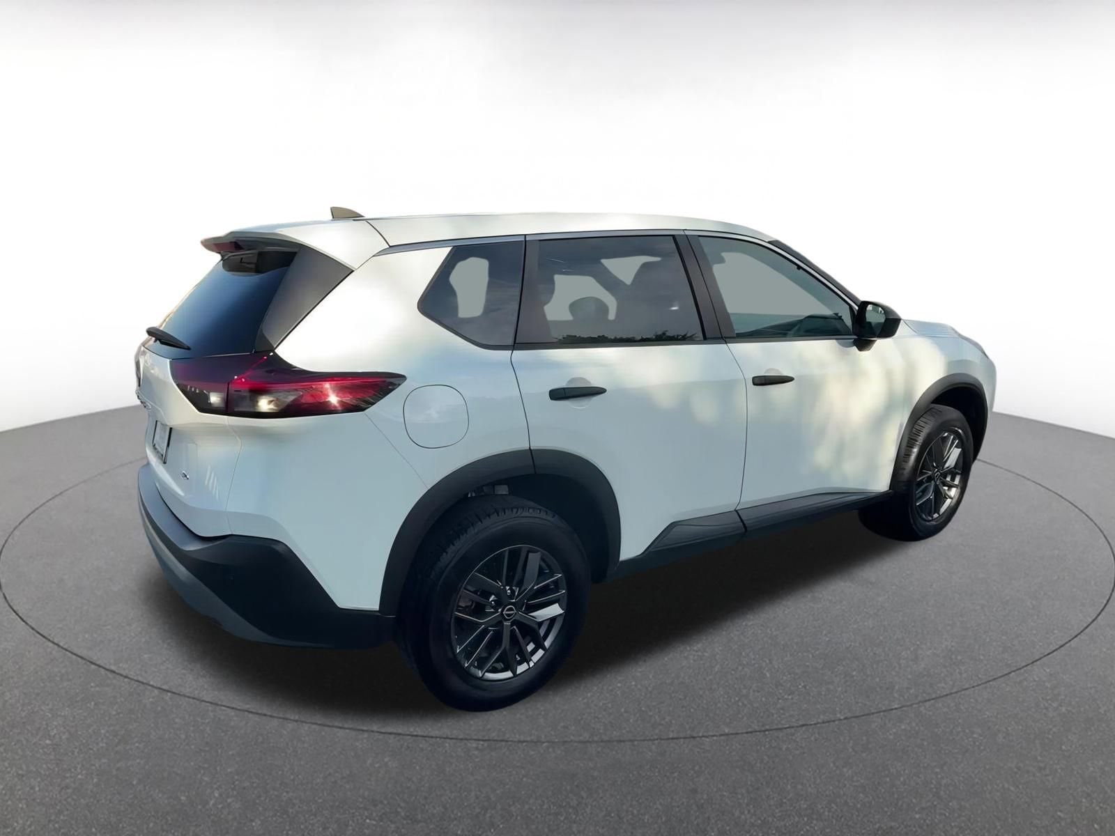 Thumbnail: 2023 Nissan Rogue - 15
