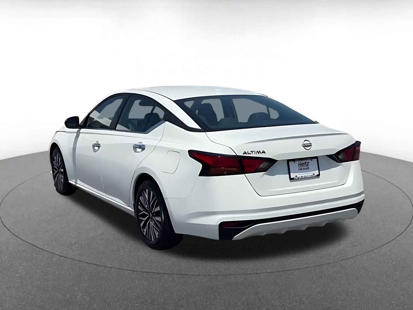 Thumbnail: 2025 Nissan Altima - 16