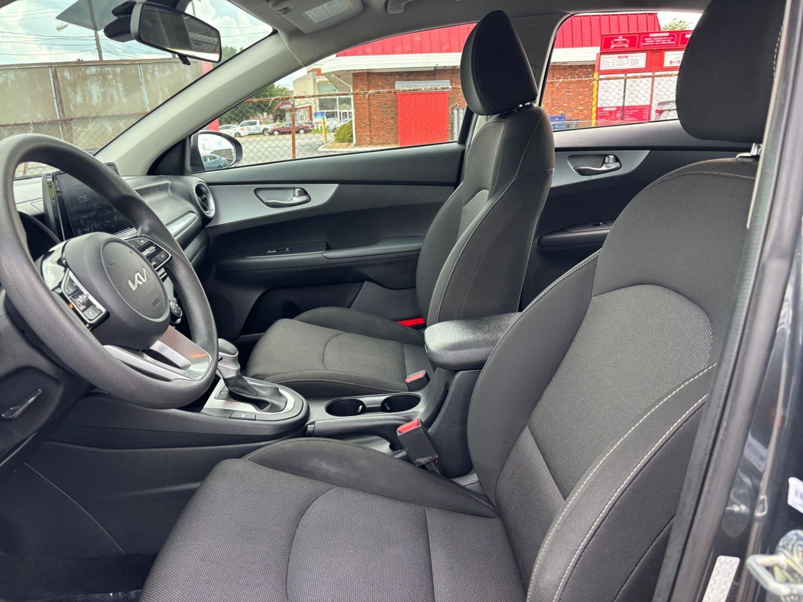 Thumbnail: 2023 Kia Forte - 24