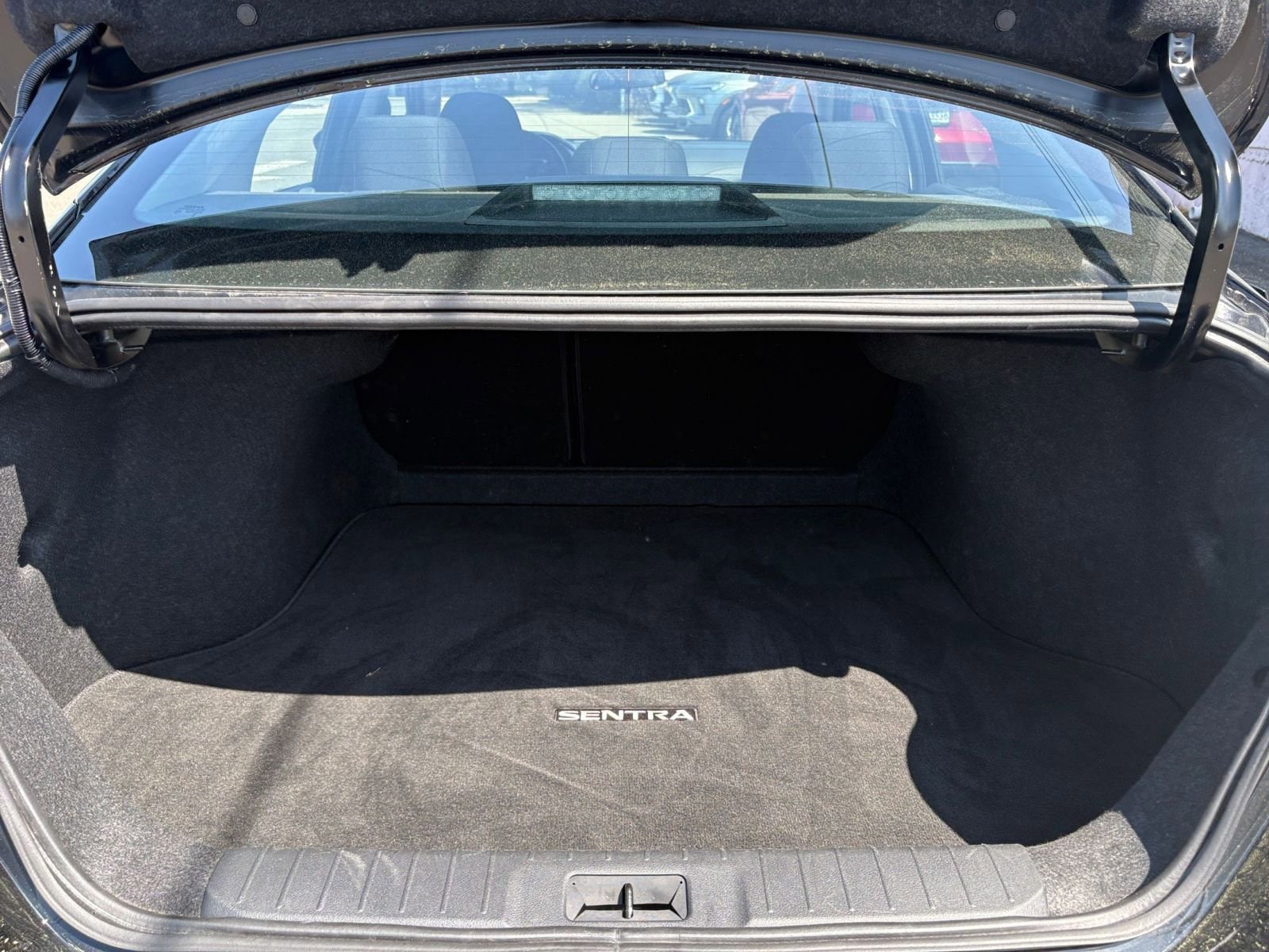 Thumbnail: 2025 Nissan Sentra - 29