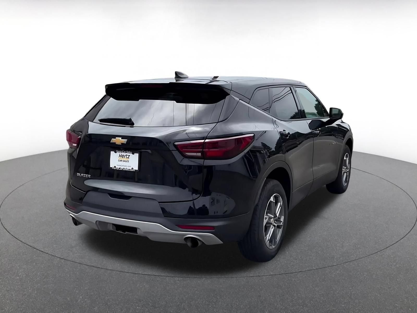 Thumbnail: 2025 Chevrolet Blazer - 15