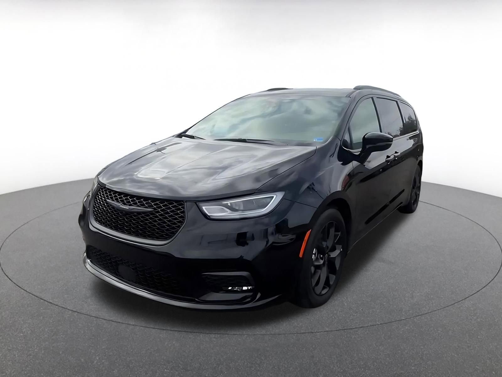 Thumbnail: 2025 Chrysler Pacifica - 7