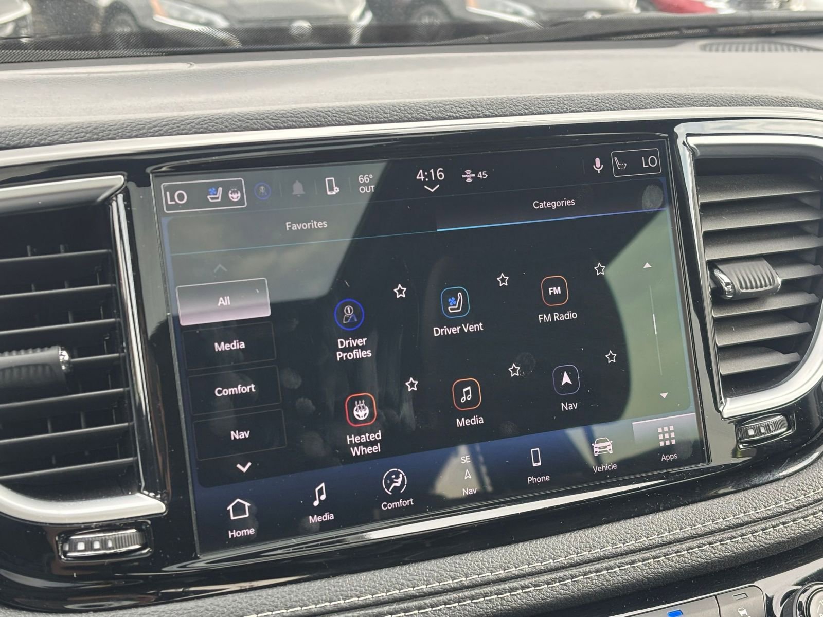 Thumbnail: 2025 Chrysler Pacifica - 21