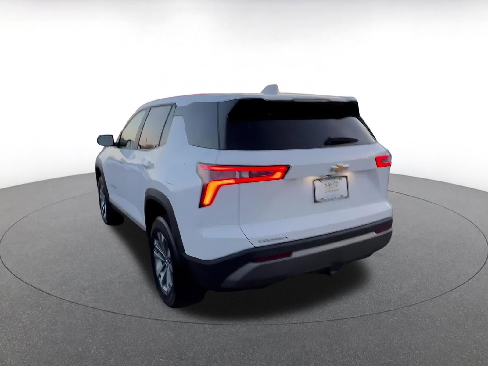 Thumbnail: 2025 Chevrolet Equinox - 11