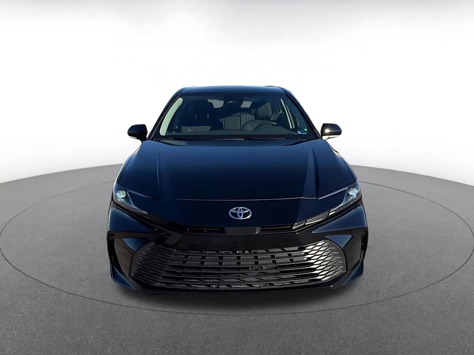 Thumbnail: 2025 Toyota Camry - 3