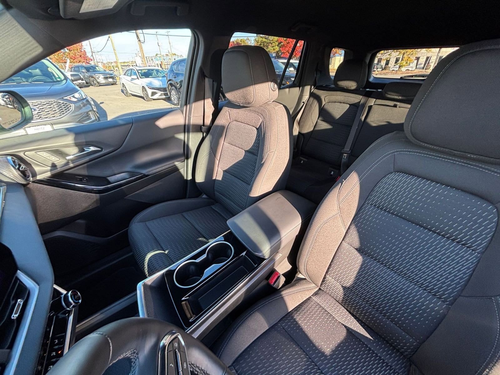 Thumbnail: 2025 Chevrolet Equinox - 35