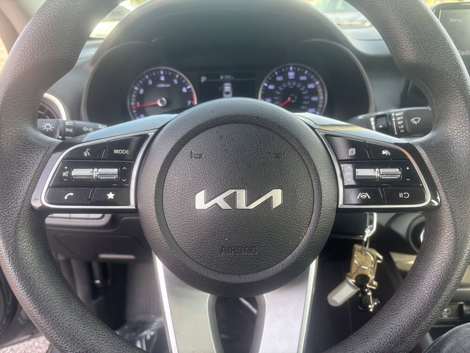 Thumbnail: 2023 Kia Forte - 25