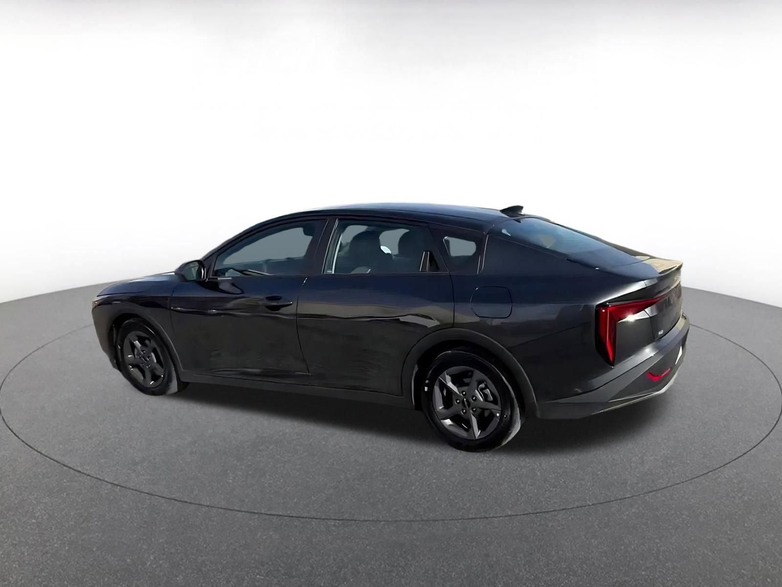 Thumbnail: 2025 Kia K4 - 10