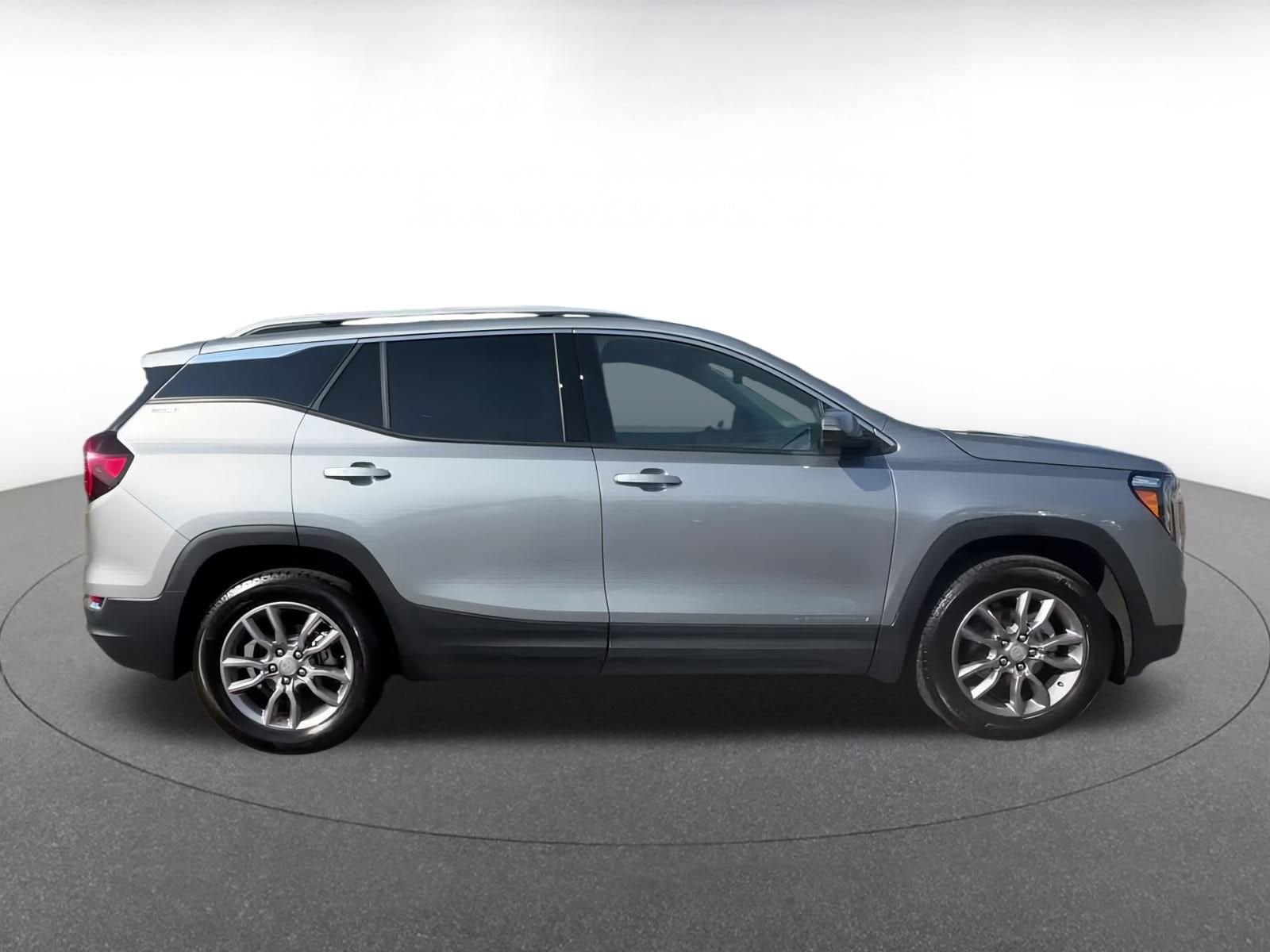 Thumbnail: 2024 GMC Terrain - 16