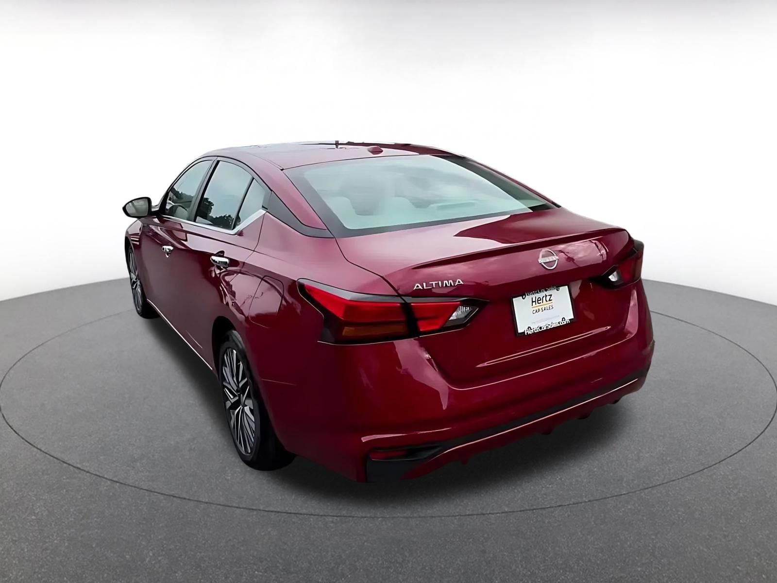 Thumbnail: 2025 Nissan Altima - 10