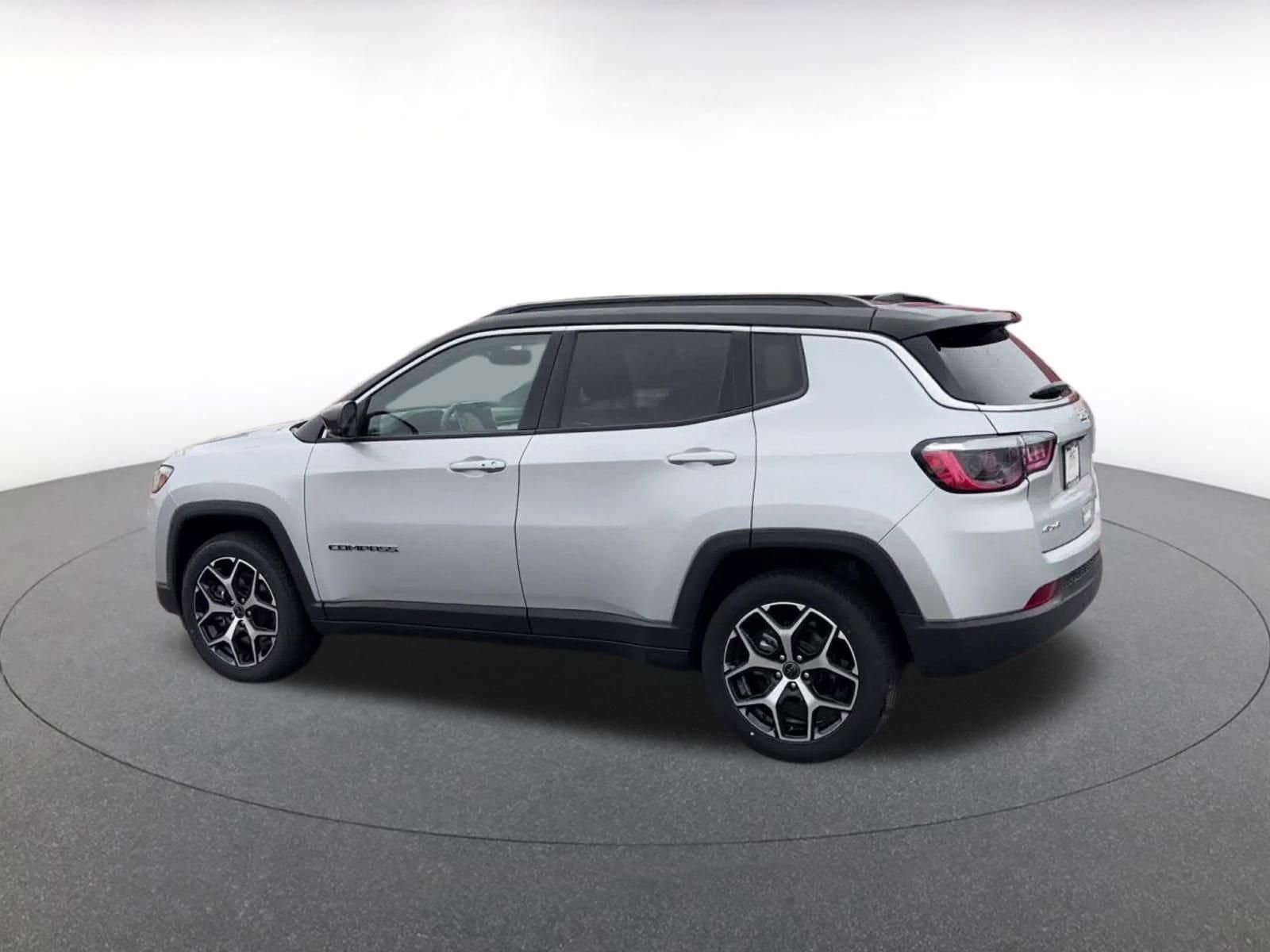 Thumbnail: 2025 Jeep Compass - 10
