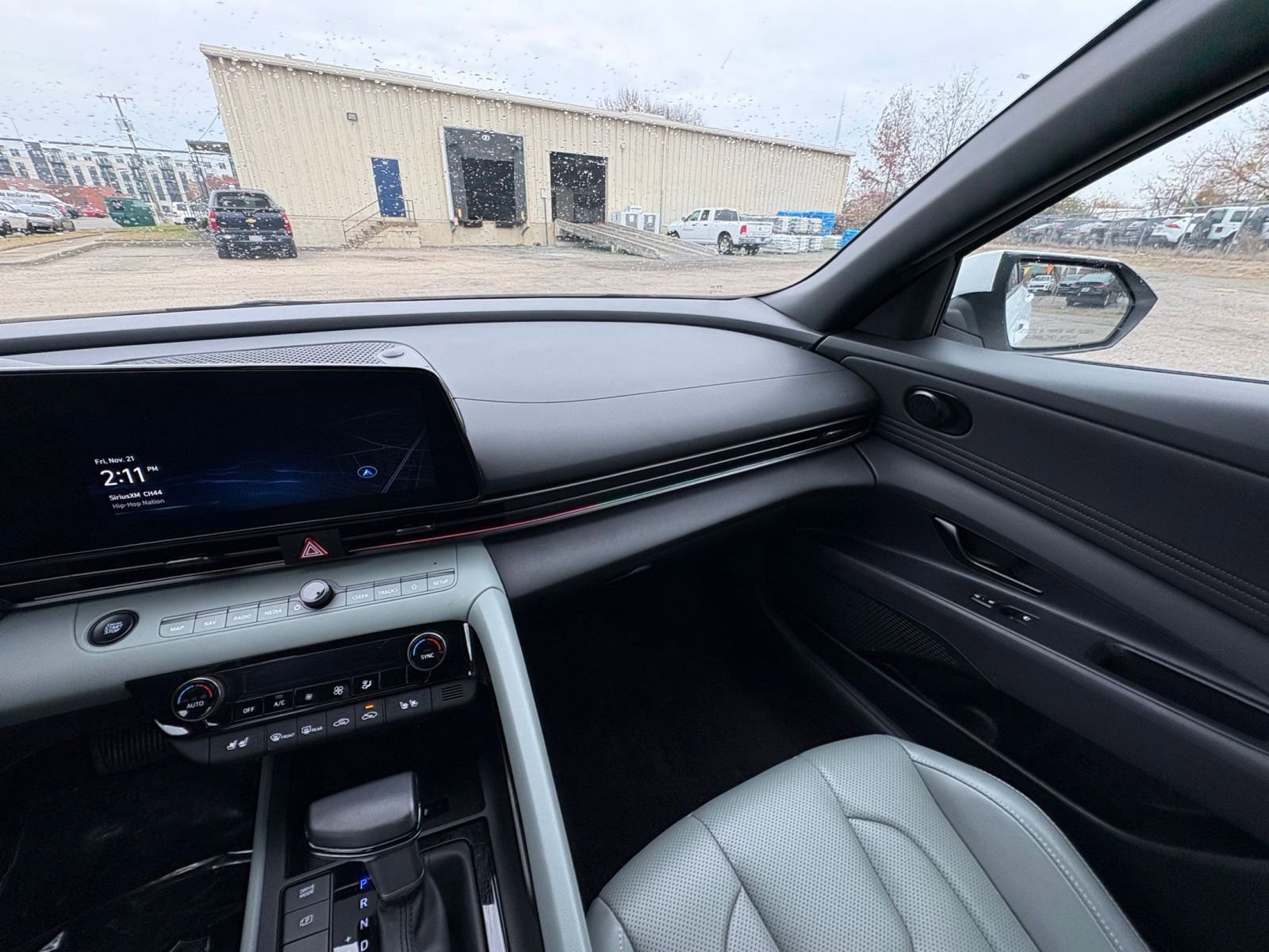 Thumbnail: 2025 Hyundai Elantra - 34