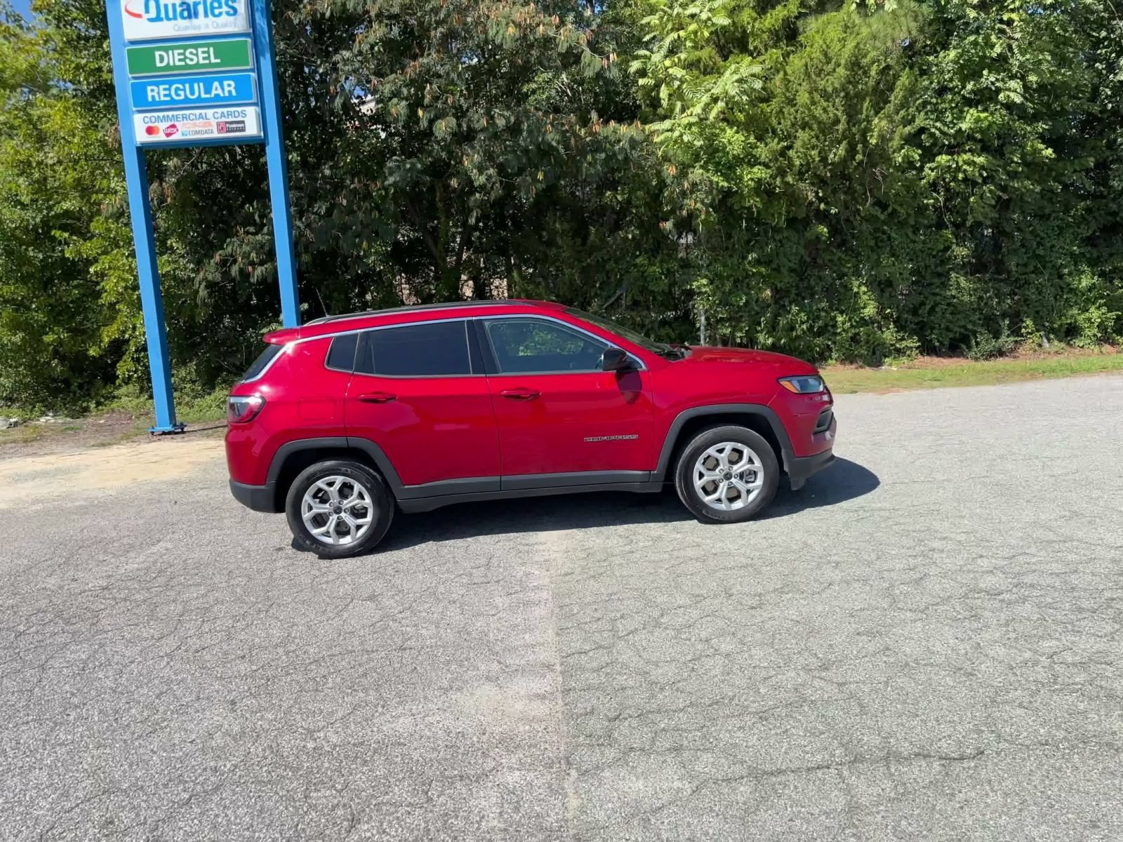 Thumbnail: 2025 Jeep Compass - 15