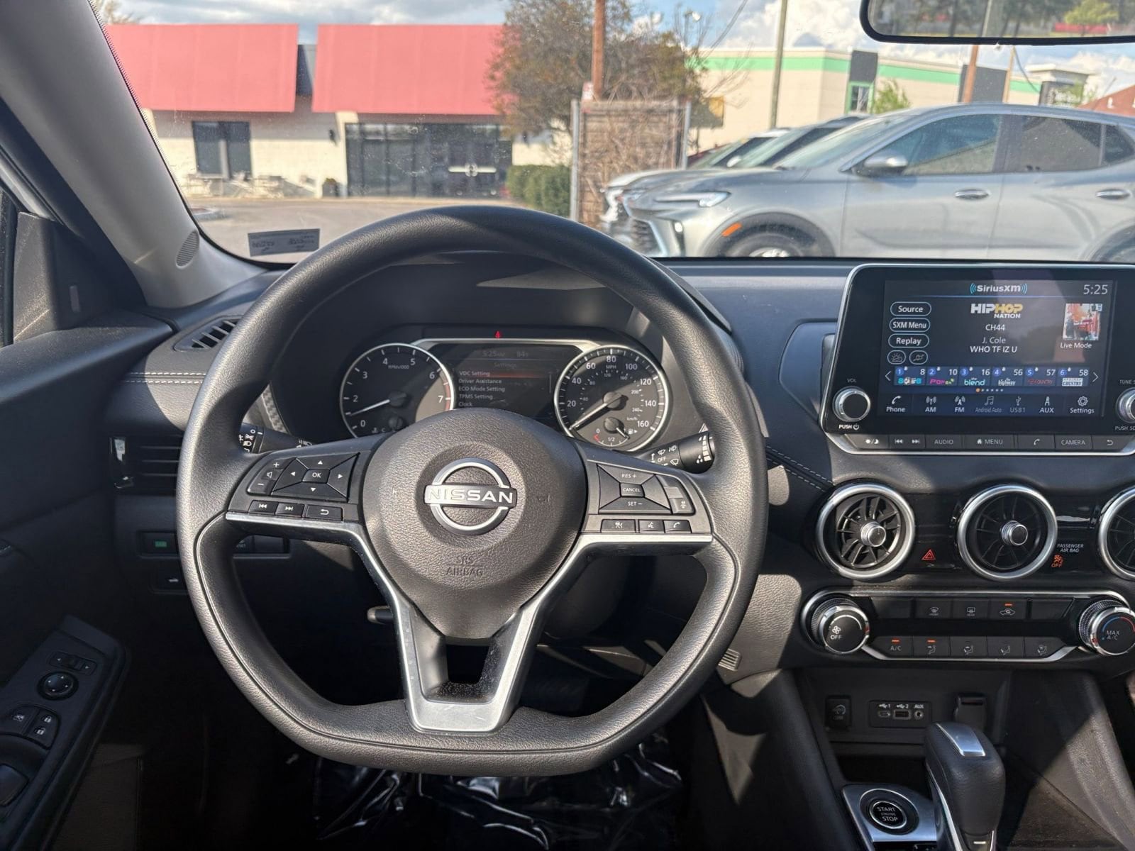 Thumbnail: 2025 Nissan Sentra - 32