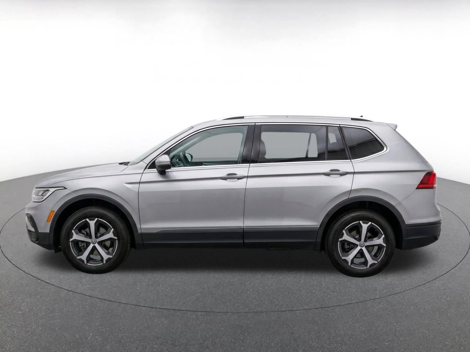 Thumbnail: 2026 Volkswagen Tiguan - 4