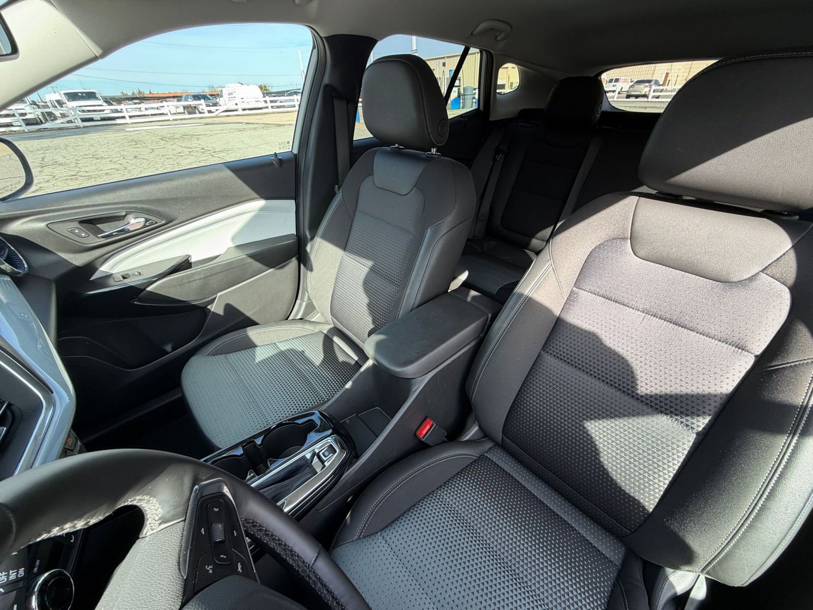 Thumbnail: 2025 Chevrolet Trax - 35