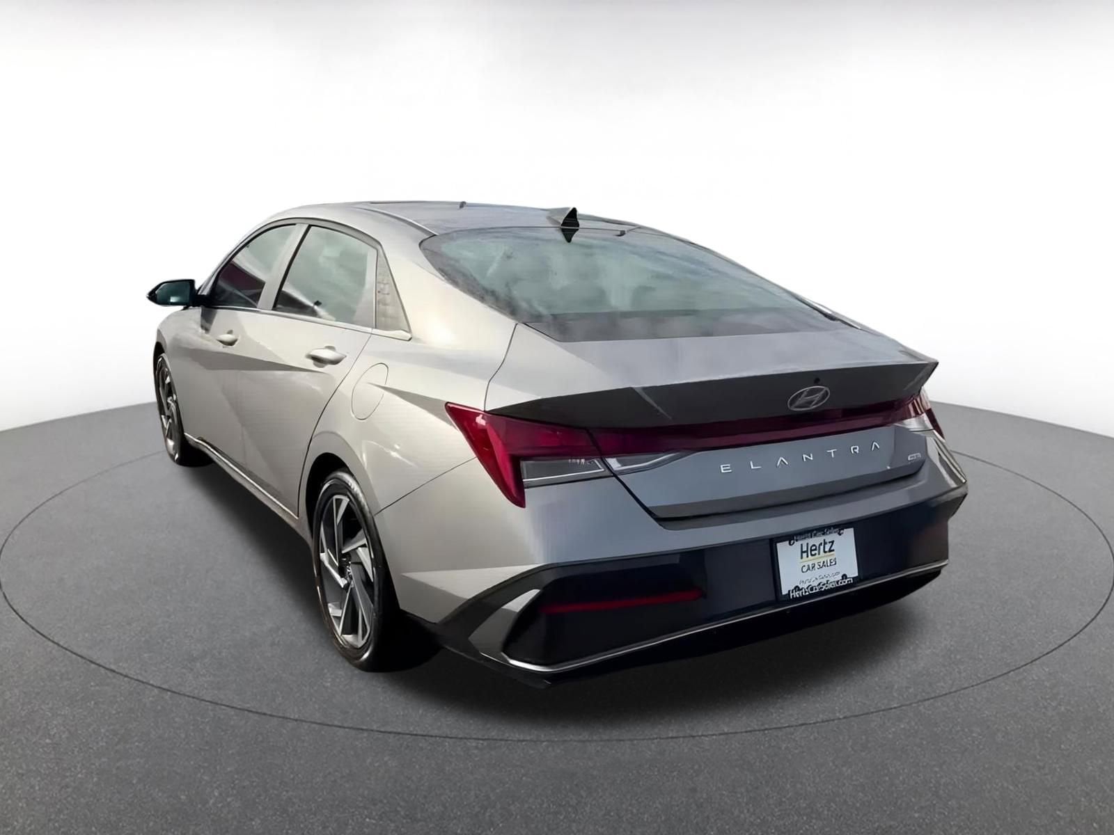 Thumbnail: 2025 Hyundai Elantra - 11