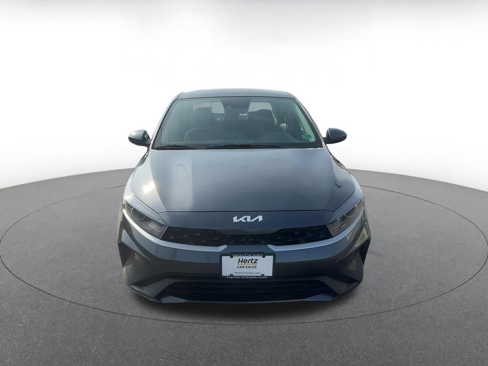Thumbnail: 2023 Kia Forte - 4