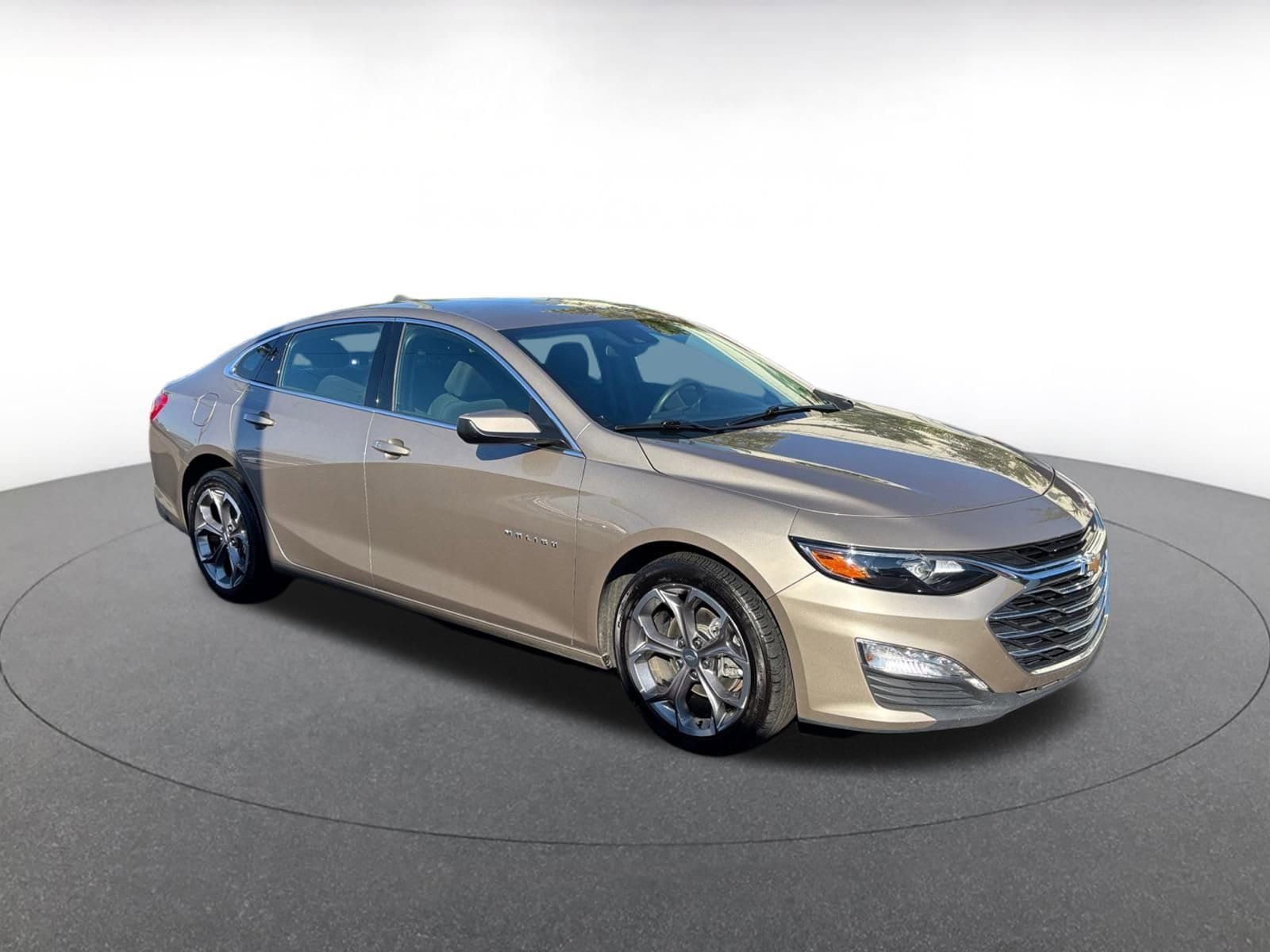 Thumbnail: 2024 Chevrolet Malibu - 1