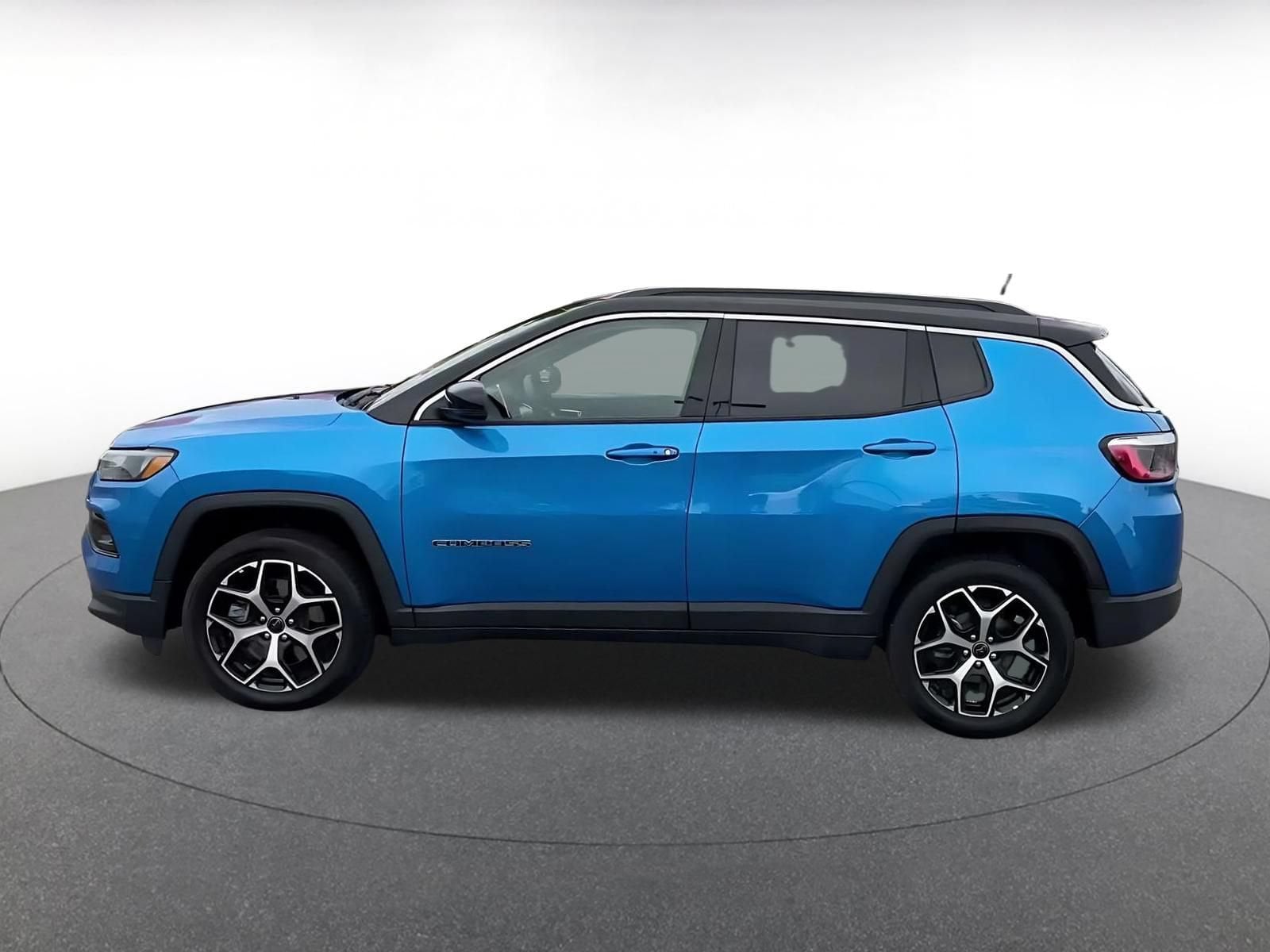 Thumbnail: 2025 Jeep Compass - 8