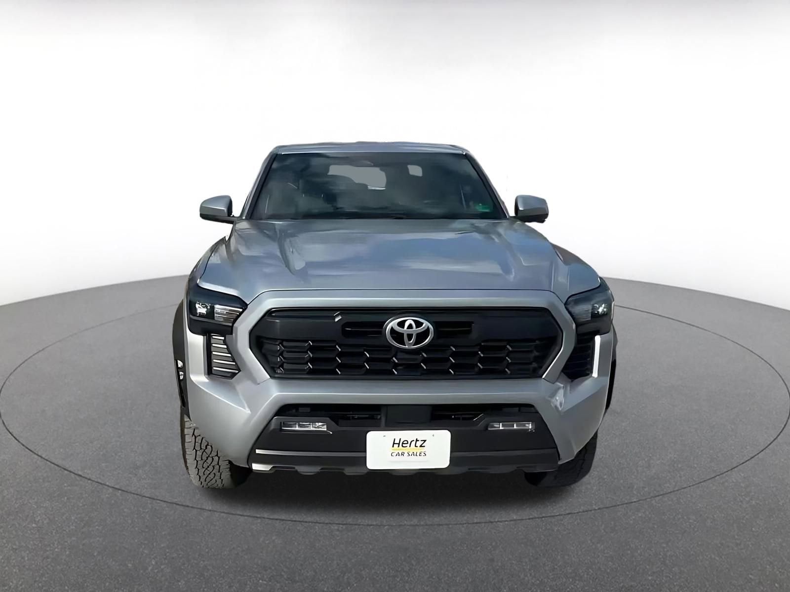 Thumbnail: 2025 Toyota Tacoma - 4