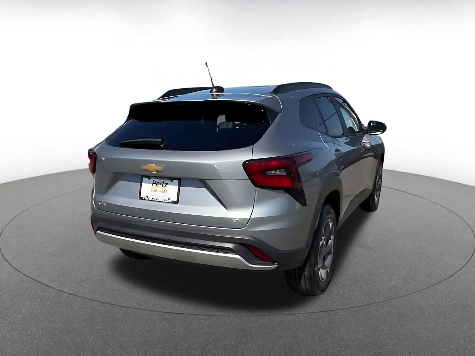 Thumbnail: 2025 Chevrolet Trax - 12