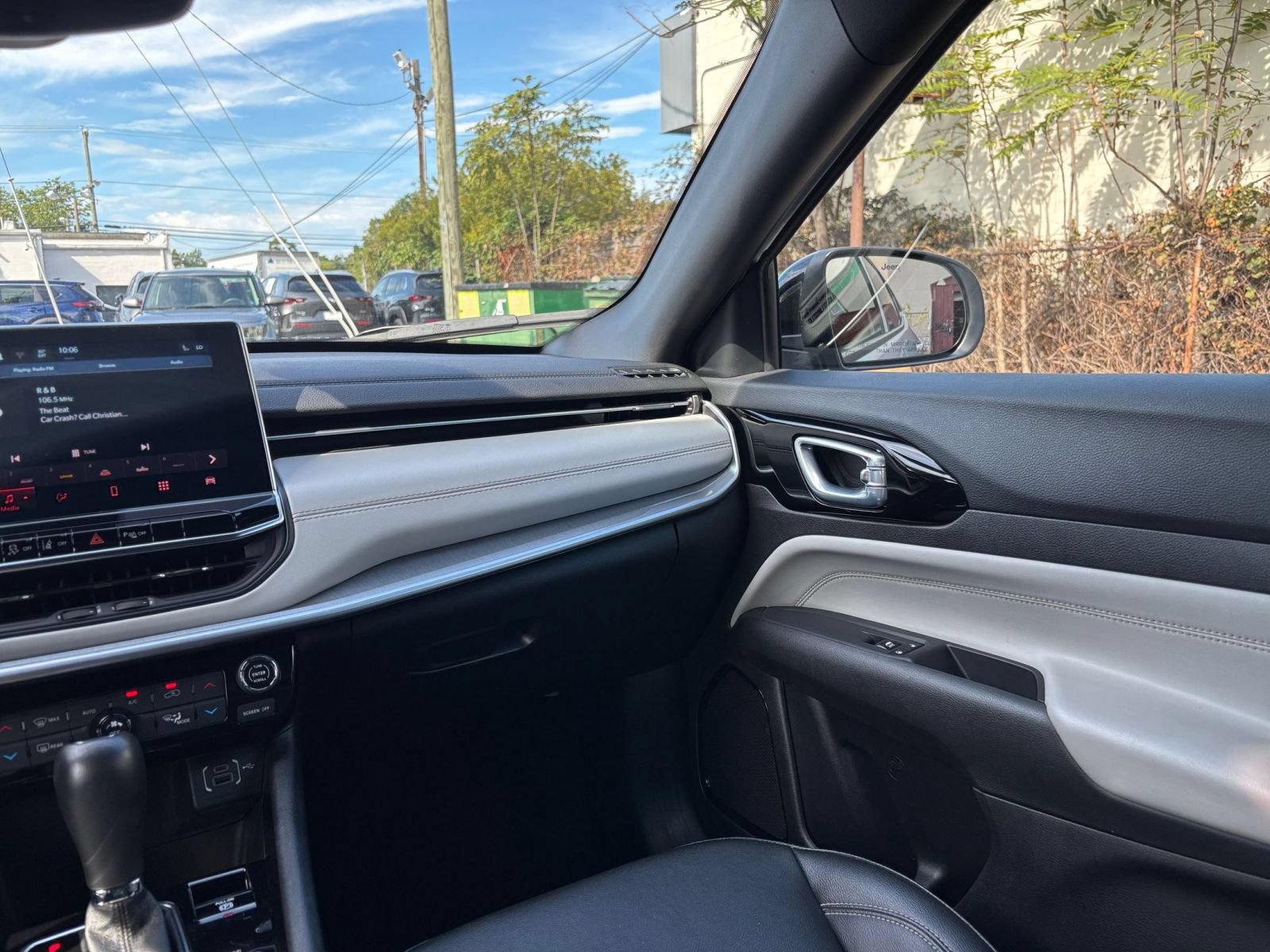 Thumbnail: 2025 Jeep Compass - 35