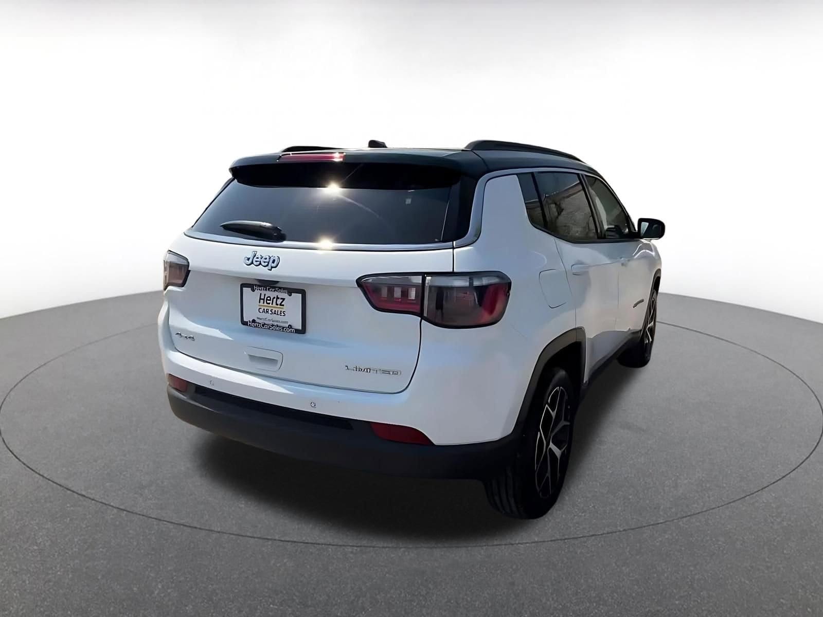 Thumbnail: 2025 Jeep Compass - 14
